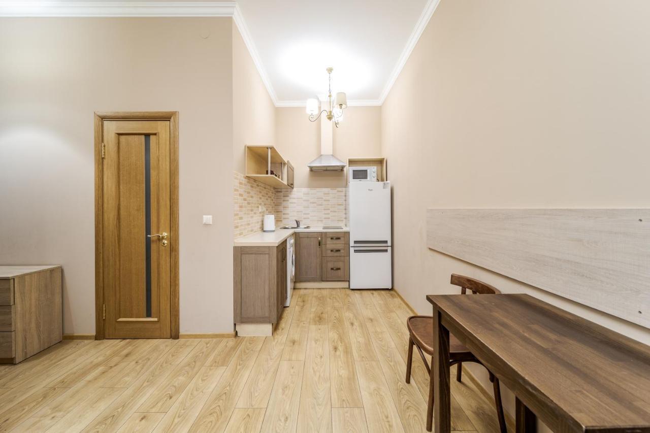 Apartment On Stavropihiiska Street 1 Lemberg Exterior foto